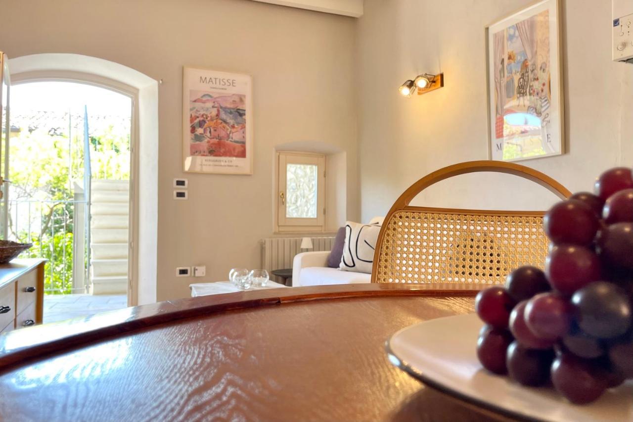 Borgo Dei Sogni Apartment Сан Феличе дел Бенако Екстериор снимка