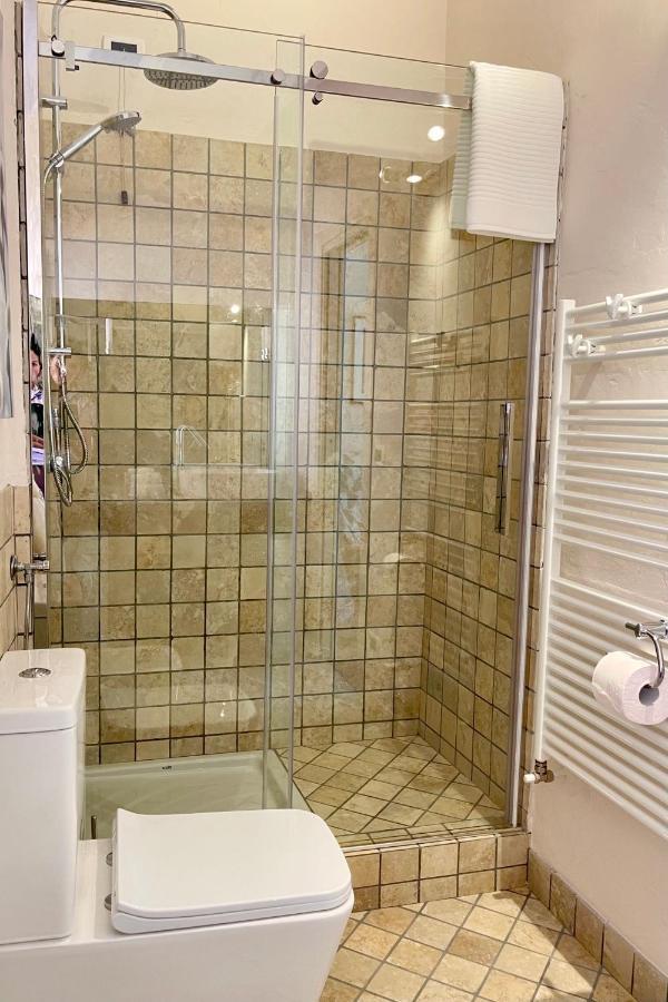 Borgo Dei Sogni Apartment Сан Феличе дел Бенако Екстериор снимка