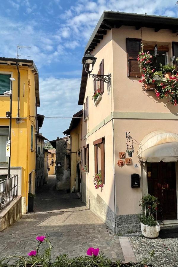 Borgo Dei Sogni Apartment Сан Феличе дел Бенако Екстериор снимка